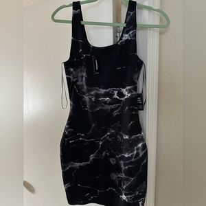 Brand new never worn size small dress from express